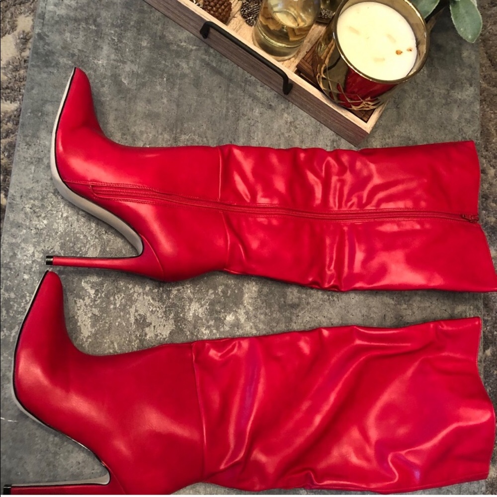🚨FINAL SALE🚨 MUST HAVE SEXY RED BOOTS